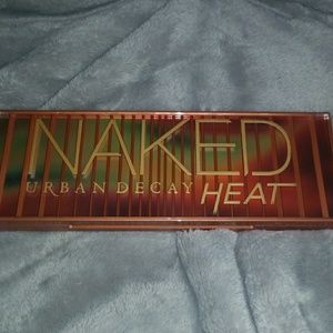 Urban Decay Naked Heat Palette
